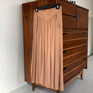 Aritzia high-waisted skirt